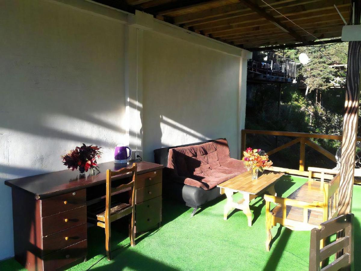 Guest House Mari30 Mestia Exterior photo